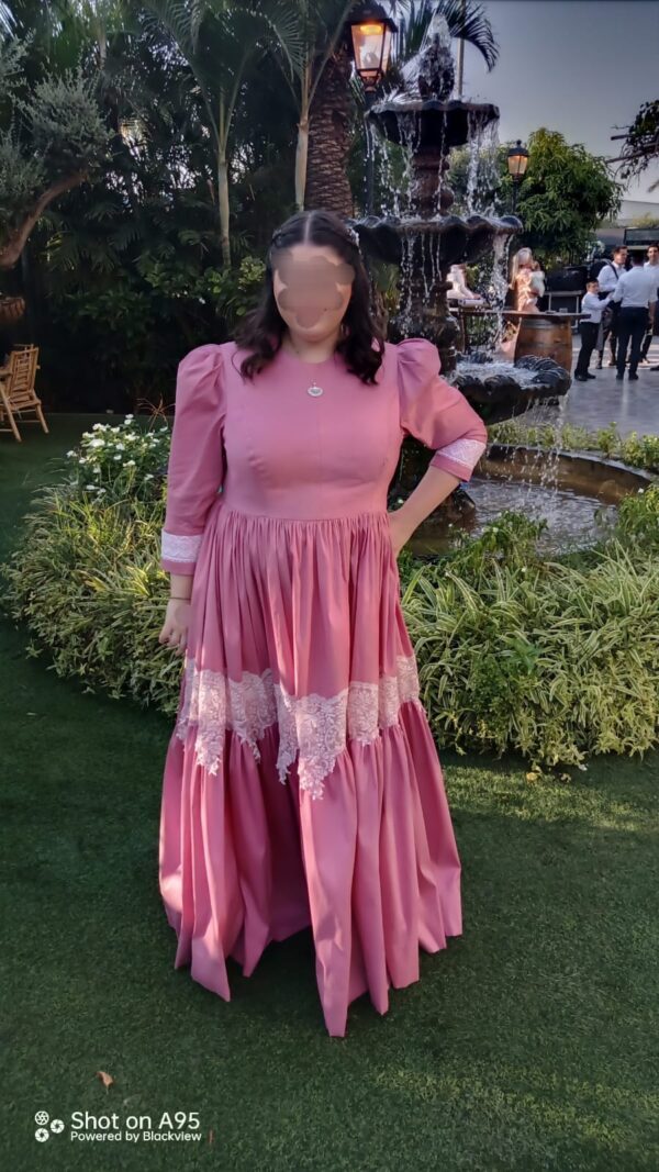 שמלה מחמיאה